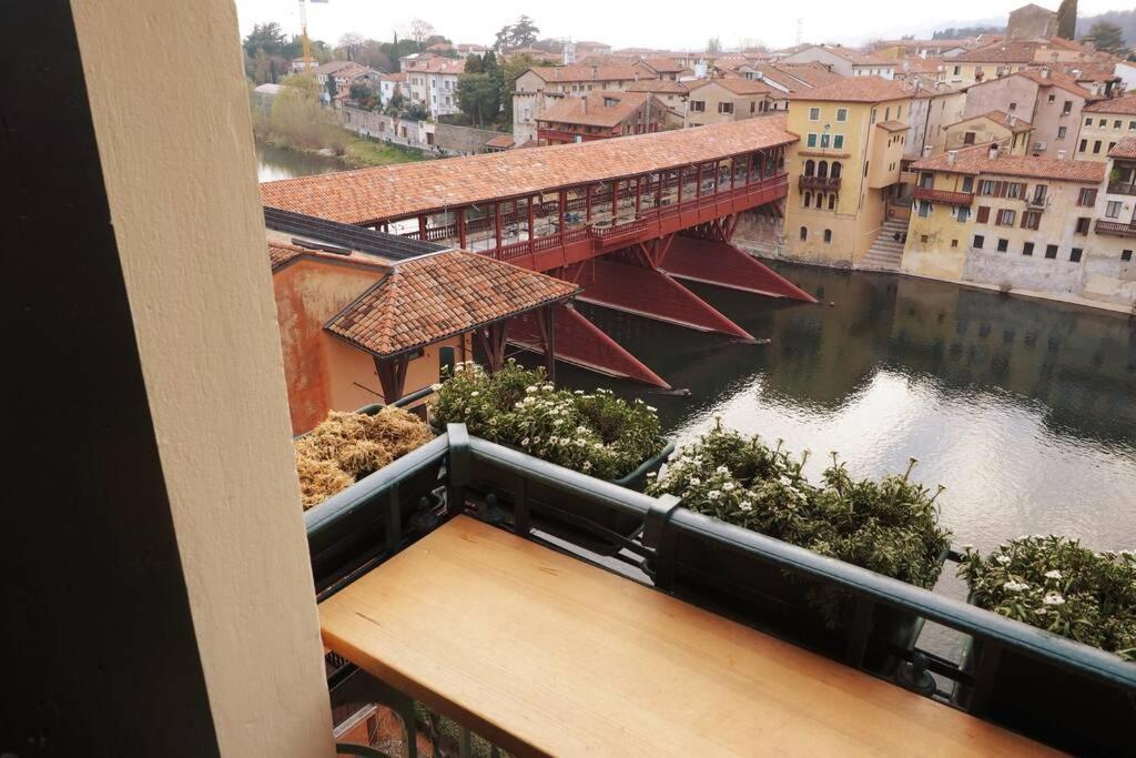 Palladio Bridge Penthouse Apartment บัสซาโน เดล กรัปปา ภายนอก รูปภาพ