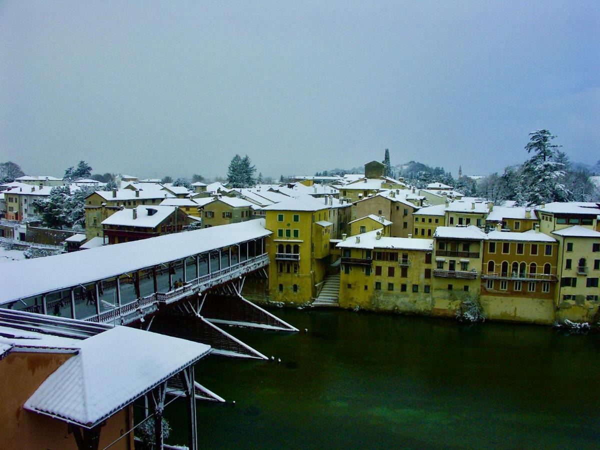 Palladio Bridge Penthouse Apartment บัสซาโน เดล กรัปปา ภายนอก รูปภาพ